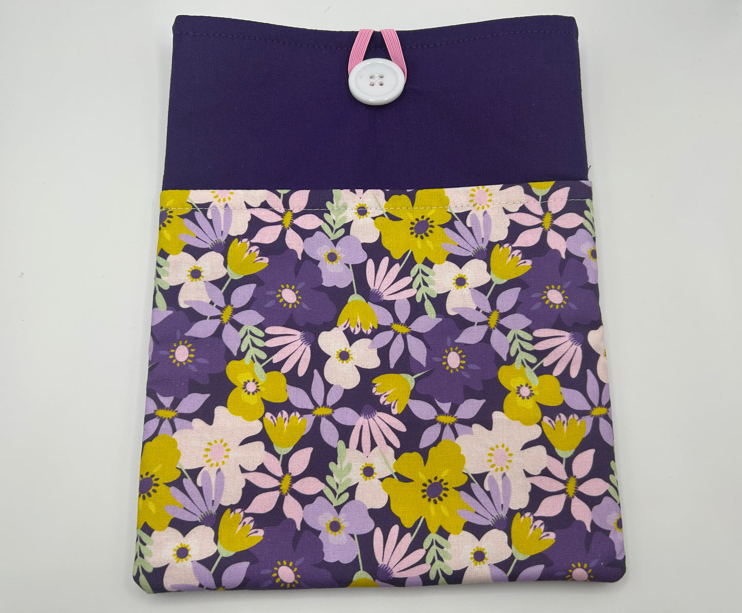 The "Bel" Book Sleeve