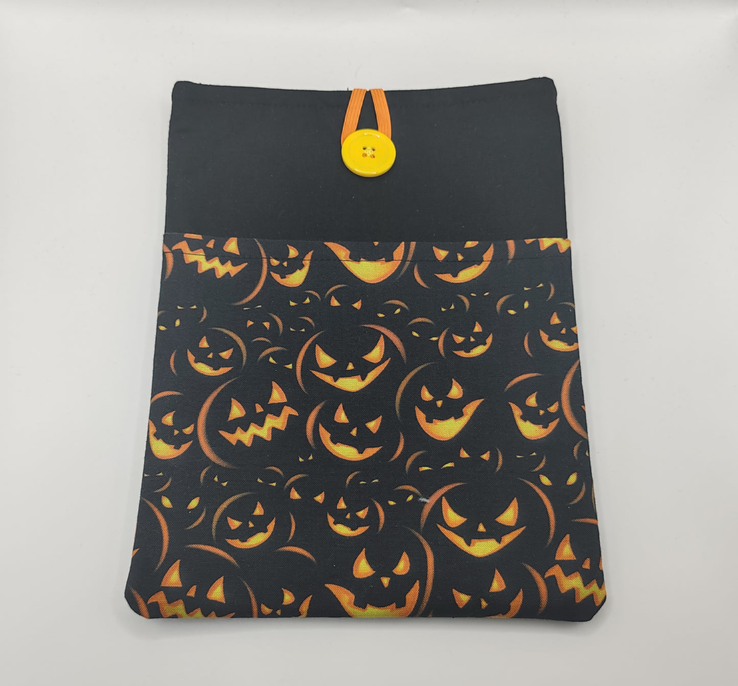 Black Pumpkin Book Sleeve (FR)