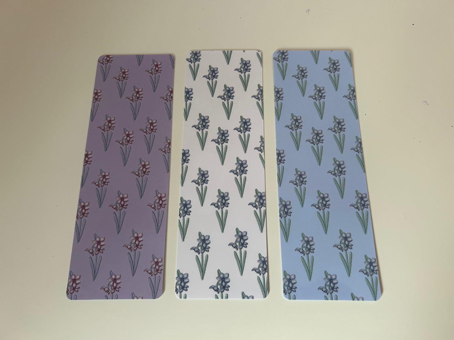 Laminated Flower Bookmark Pack