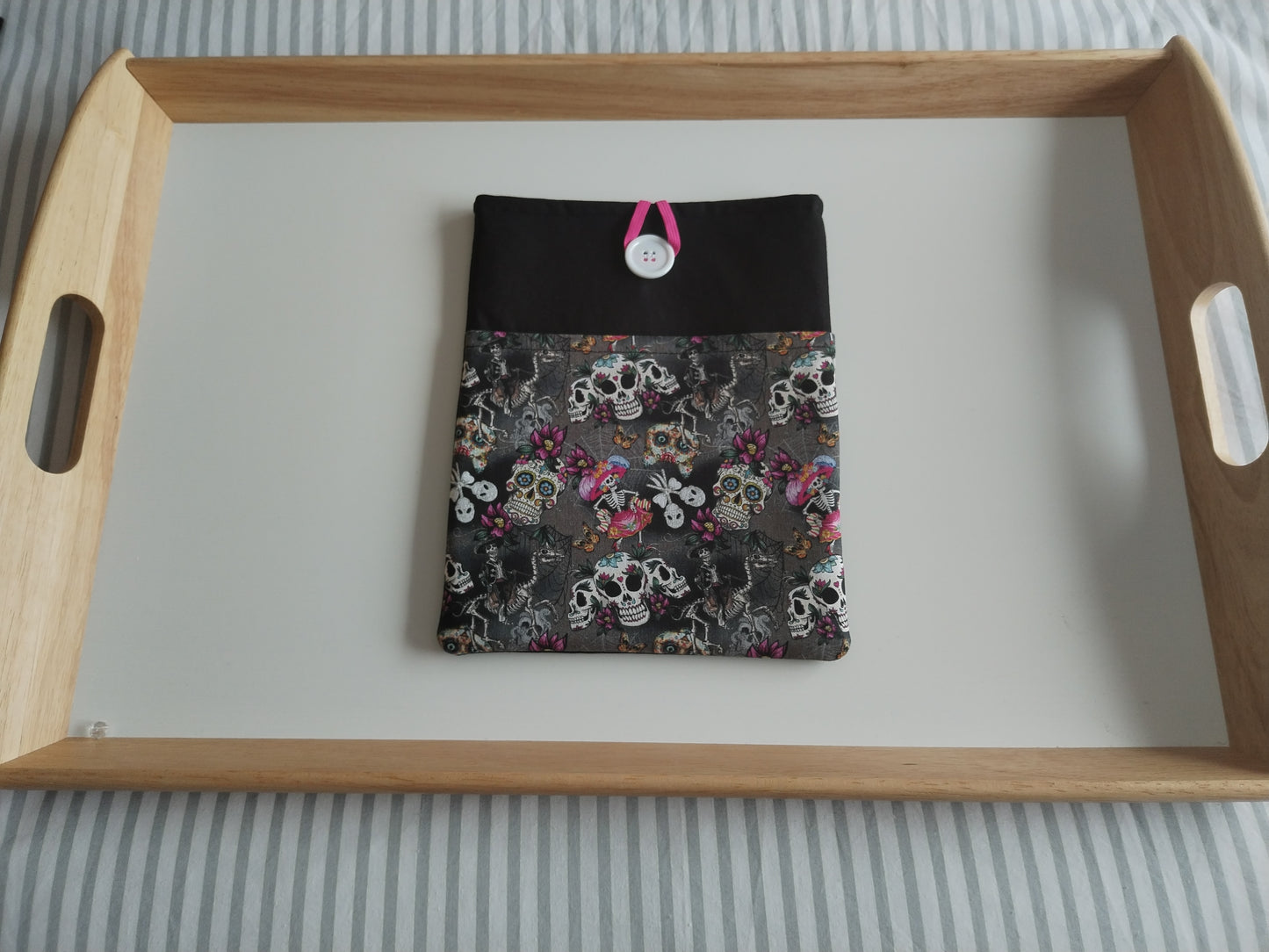 Black Skull Book Sleeve (FR)