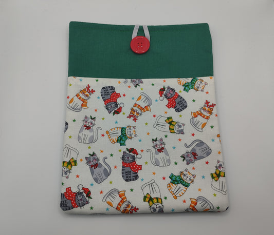 Green Christmas Cats Book Sleeve (WR)