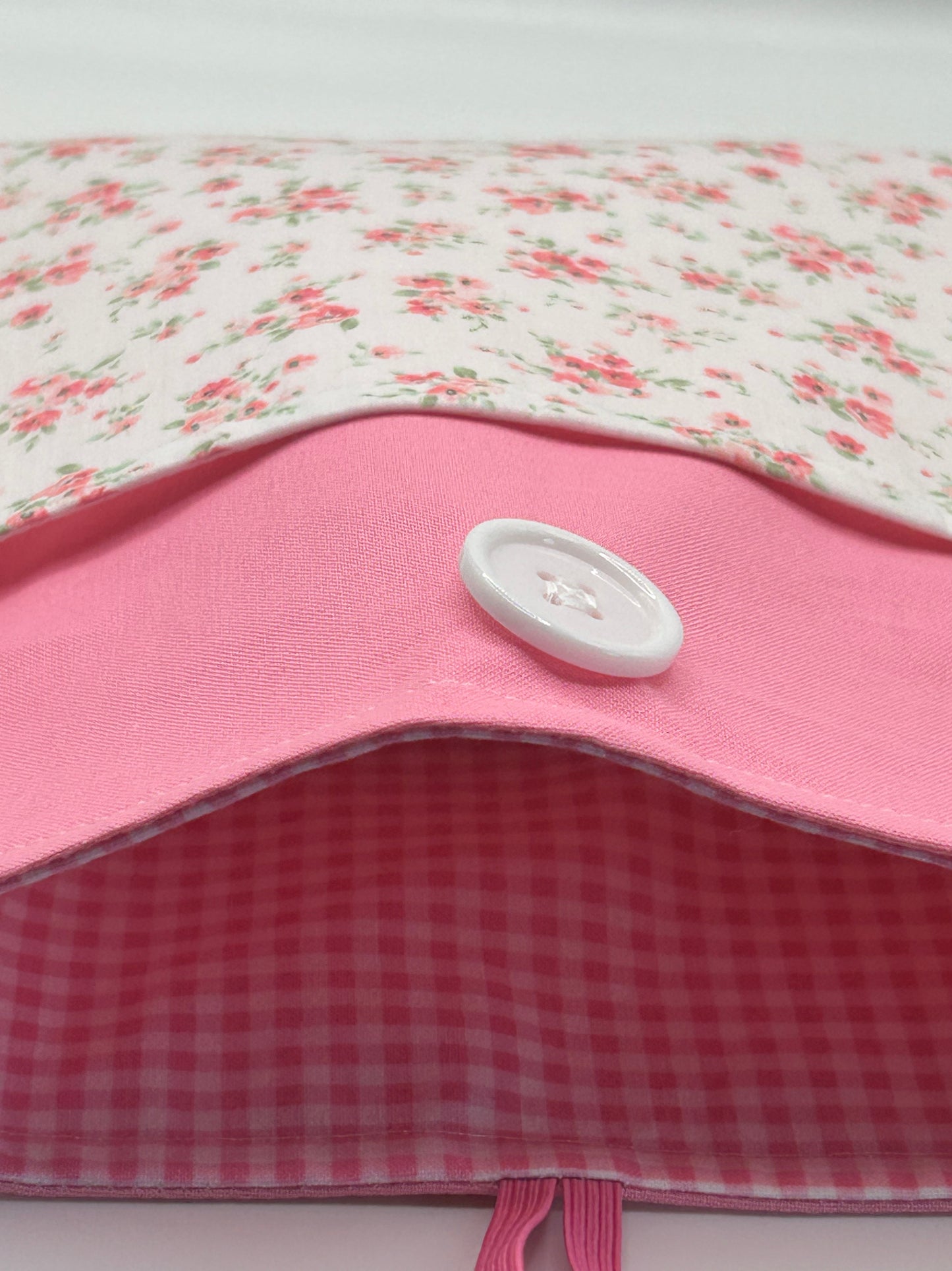 Pink Floral Gingham Book Sleeve
