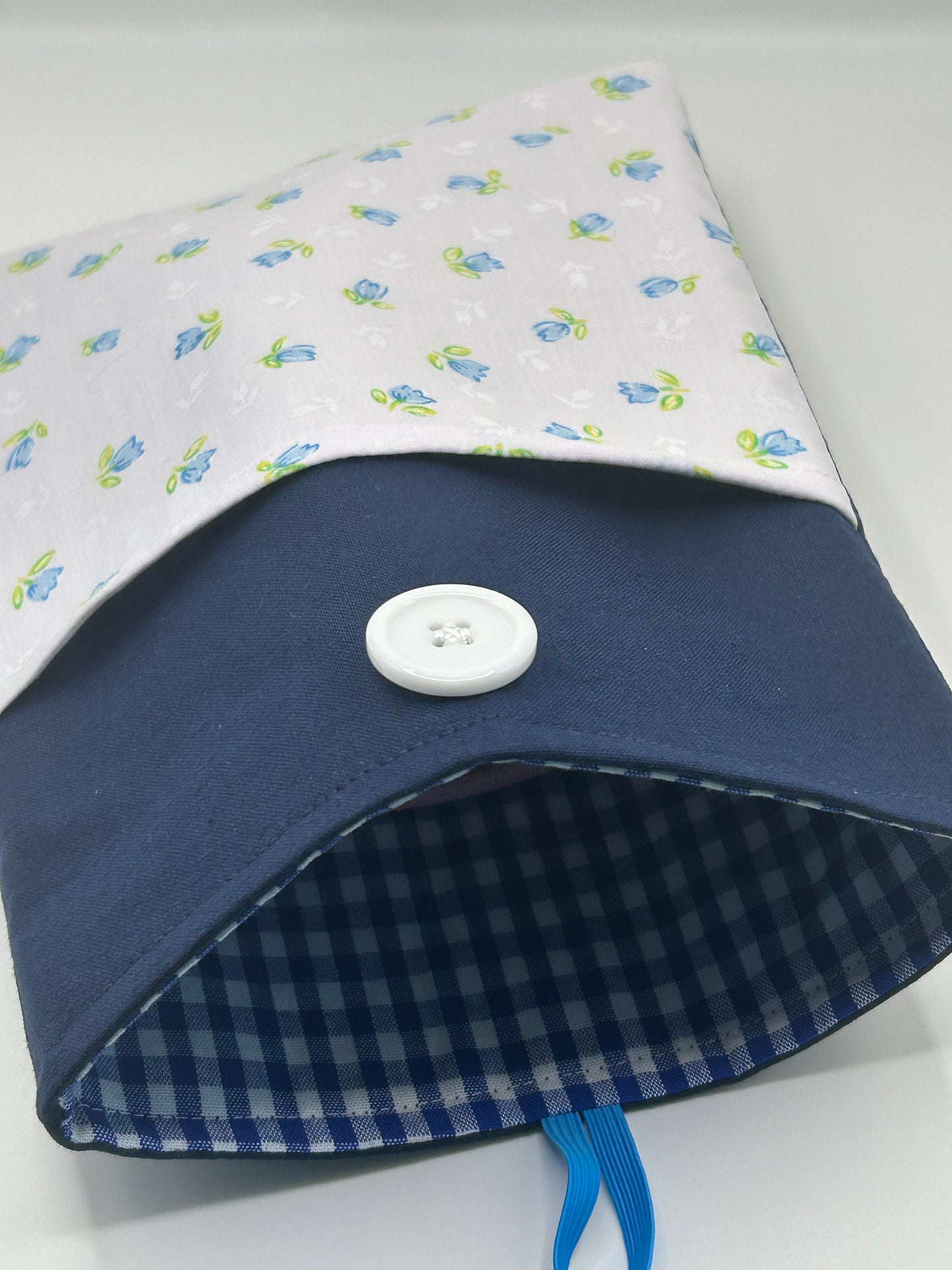 Ditsy Blue Flower Gingham Book Sleeve