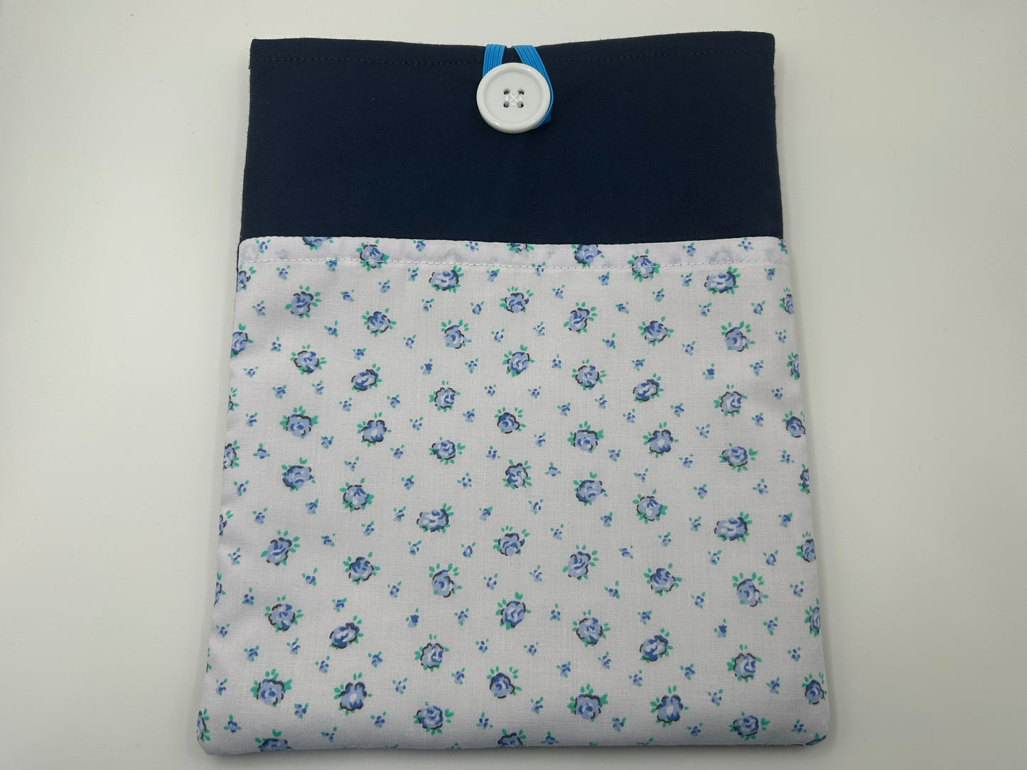 Blue Flower Gingham Book Sleeve