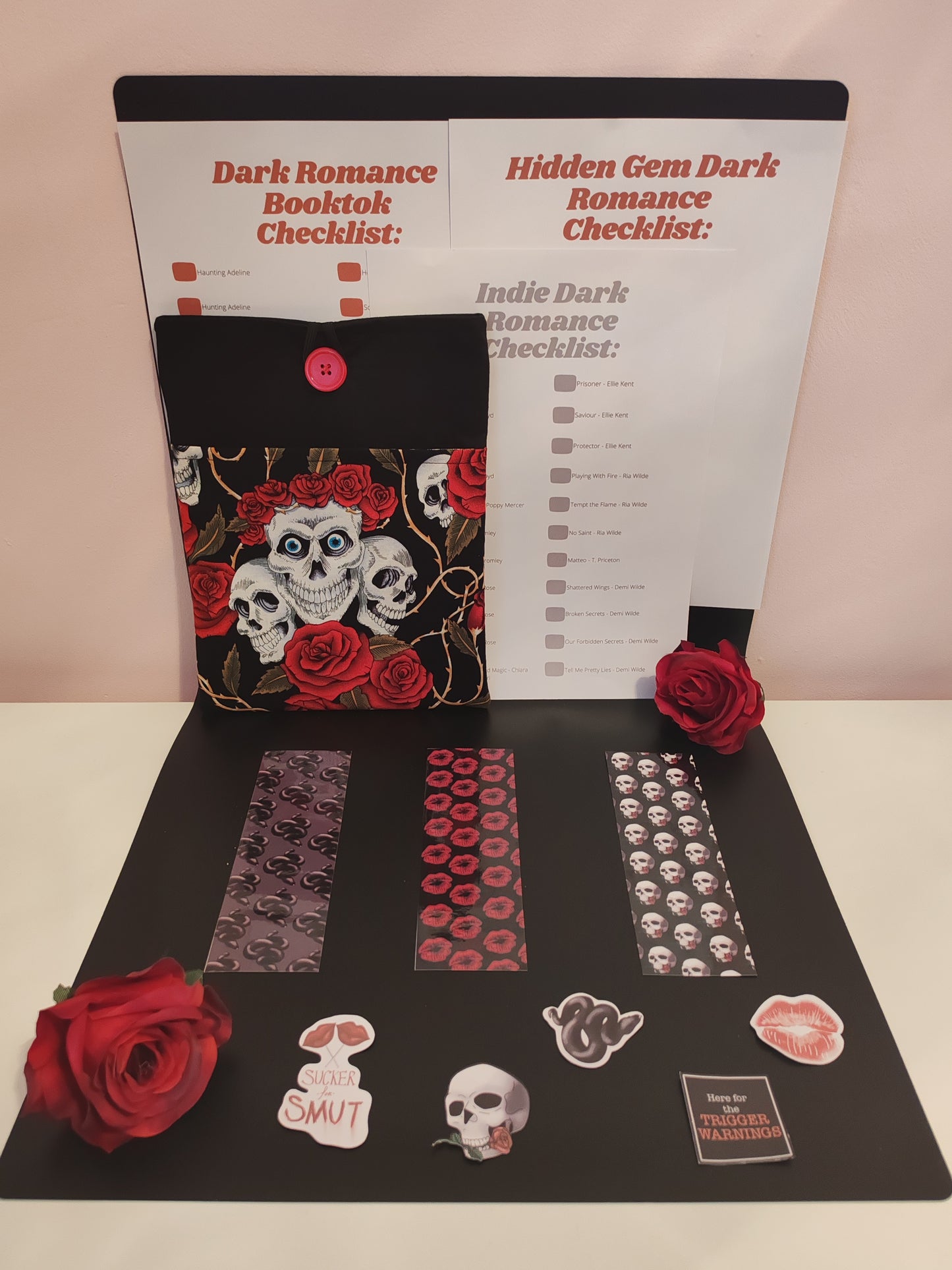 Skull + Roses Book Sleeve, 5 Stickers, 3 Bookmarks and 3 Checklists Dark Romance Bundle